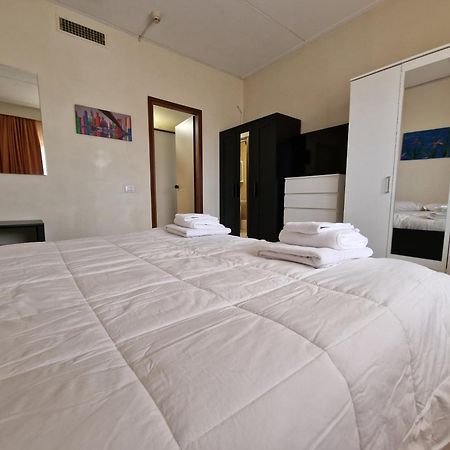 Modo Hotel Верчели Екстериор снимка