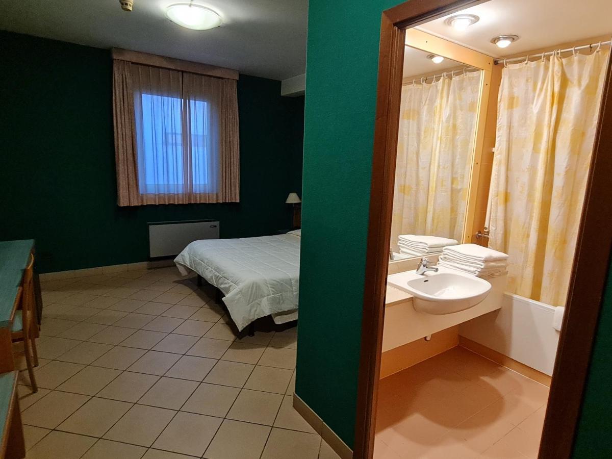 Modo Hotel Верчели Екстериор снимка
