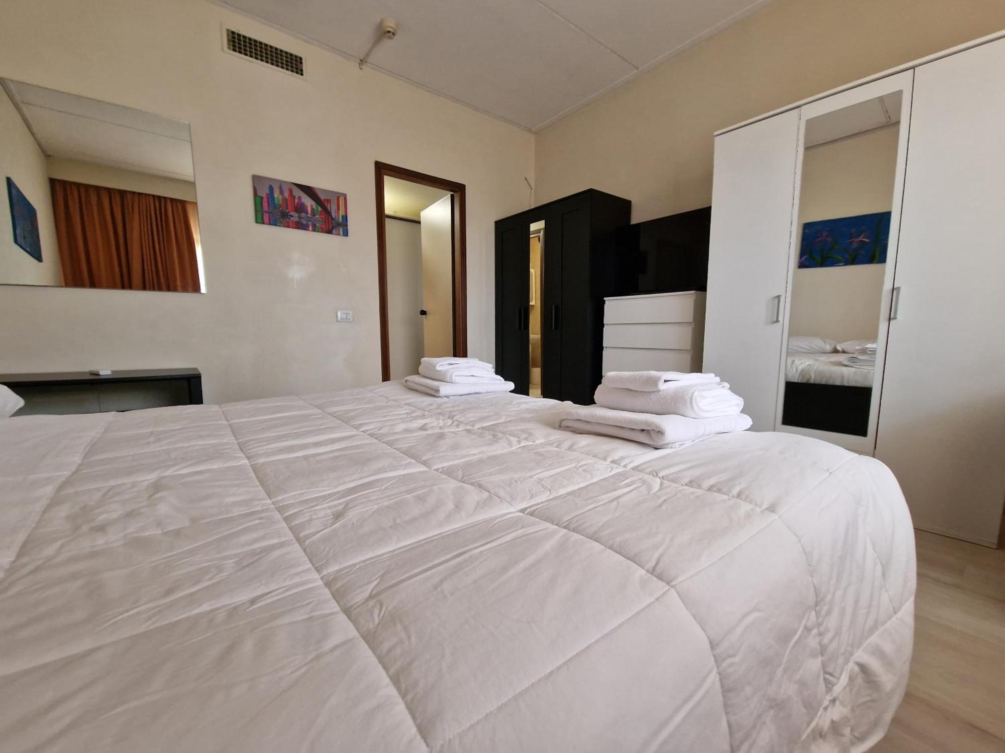 Modo Hotel Верчели Екстериор снимка