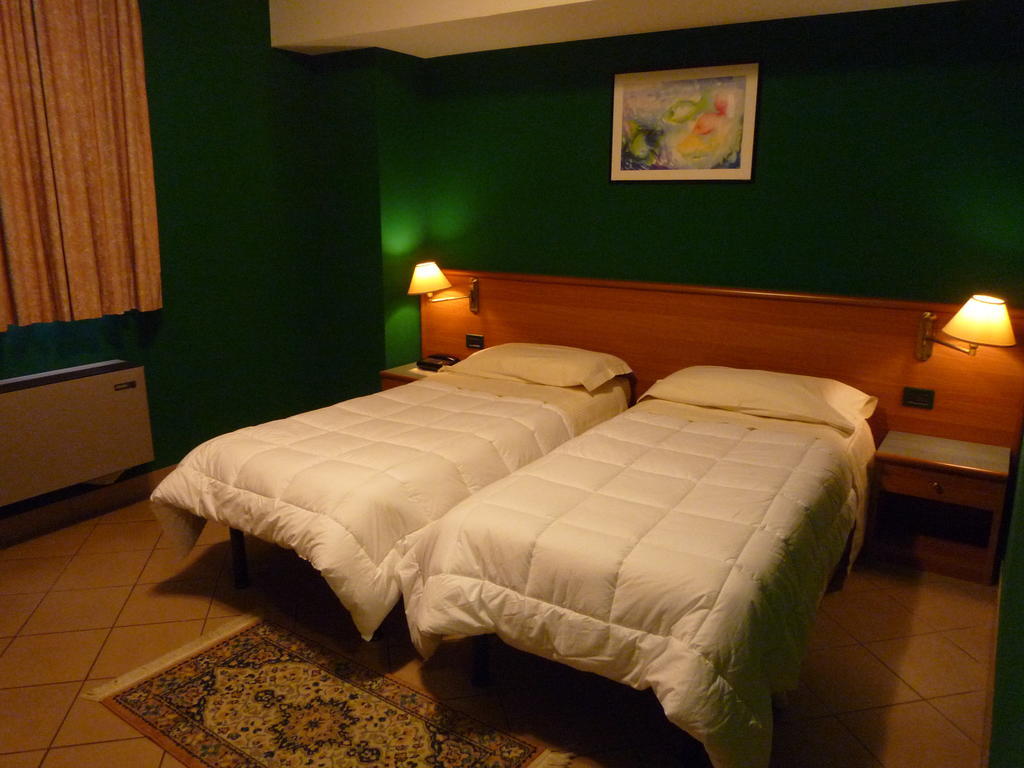 Modo Hotel Верчели Стая снимка